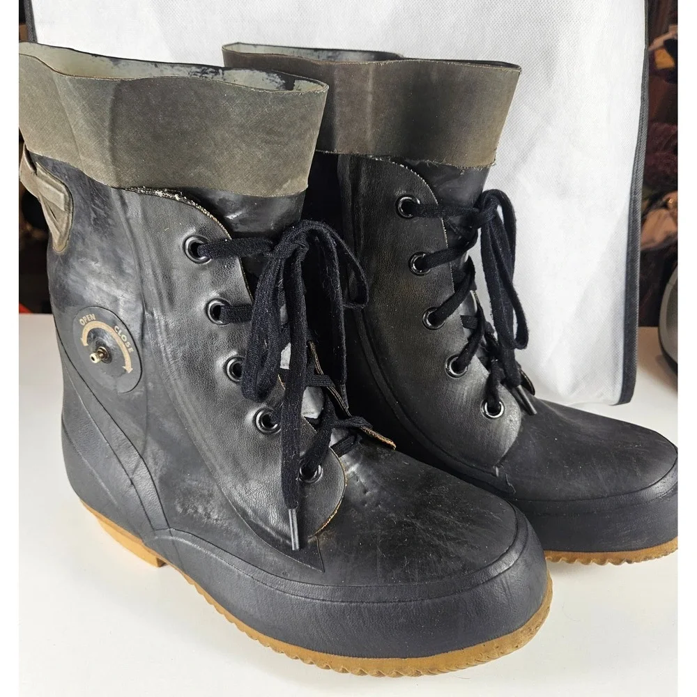 Bristolite Mickey Mouse Boots 9EE Rubber‎ Military Extreme Cold Weather w/ Valve